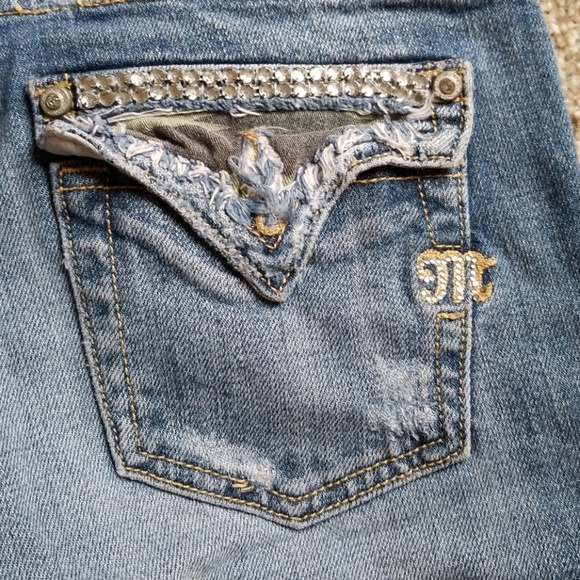 Miss Me Bermuda Jeweled Denim Shorts - Picture 4 of 7